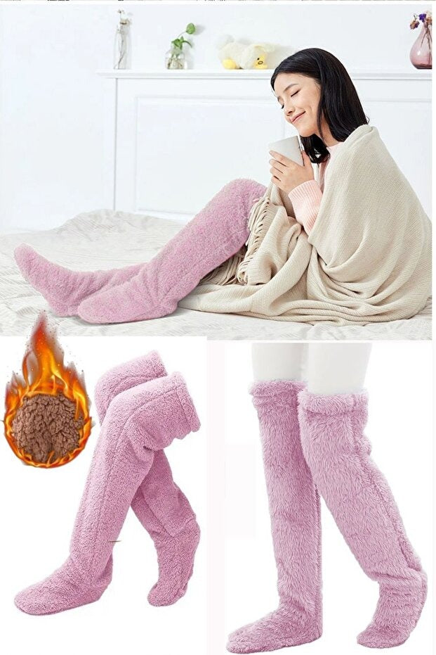 REYNEV Diz Üstü Peluş Çorap – Ultra Yumuşak, Kaymaz Tabanlı, Sıcak Tutan