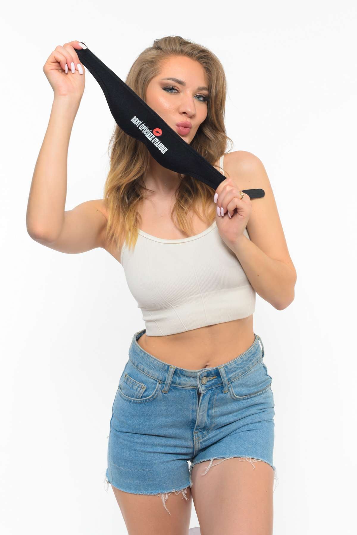 SleepEase™ Işık Geçirmez Göz Bandı – Ayarlanabilir, Unisex ve Konforlu Tasarım